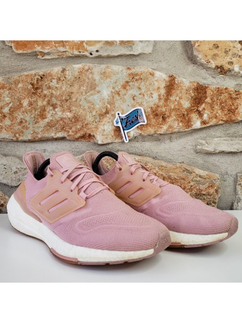 Adidas UltraBoost 22 Wonder Mauve Pink Running Shoes Women's Size 10.5 GX5592